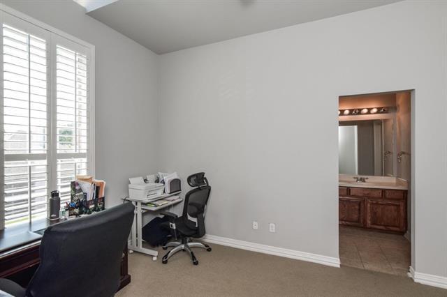 Building Photo - 9750 Candlewood Dr