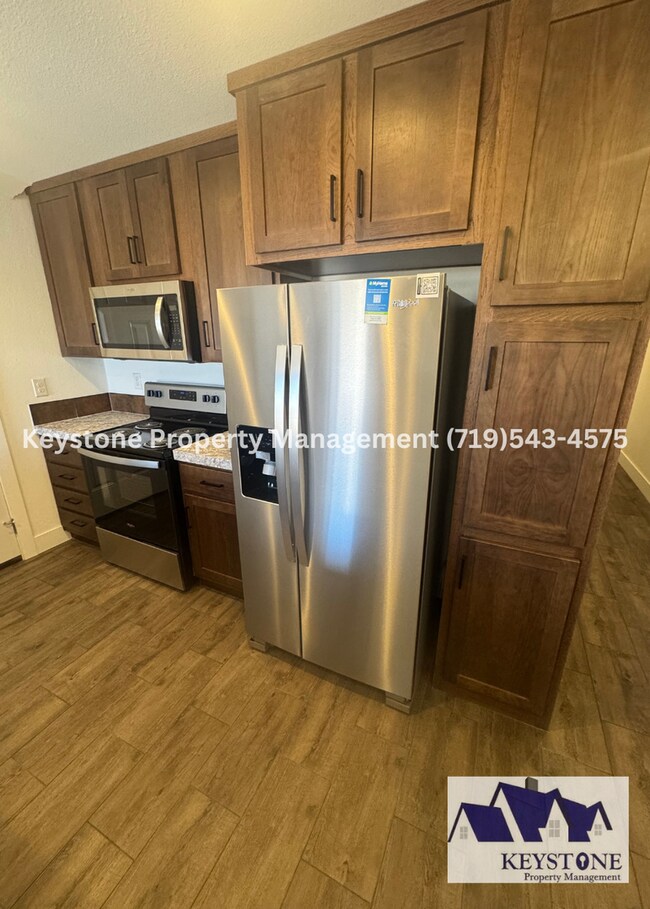 Building Photo - 632-634 Edna Ln