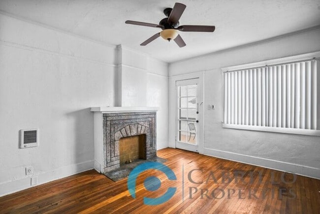 Building Photo - 401 Juniper St