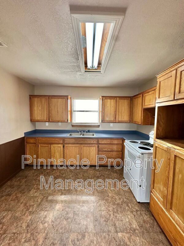 Building Photo - 2701 Raney St