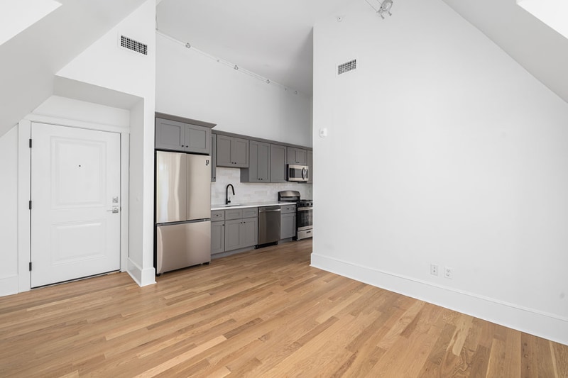 Building Photo - 293 Governor St