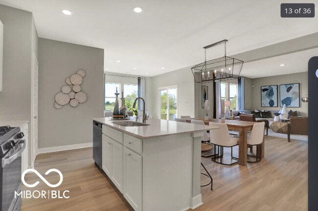 Building Photo - 1104 Sunderland Dr