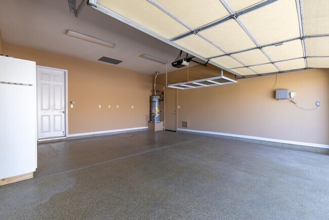 Building Photo - 40378 Corte San Carlos