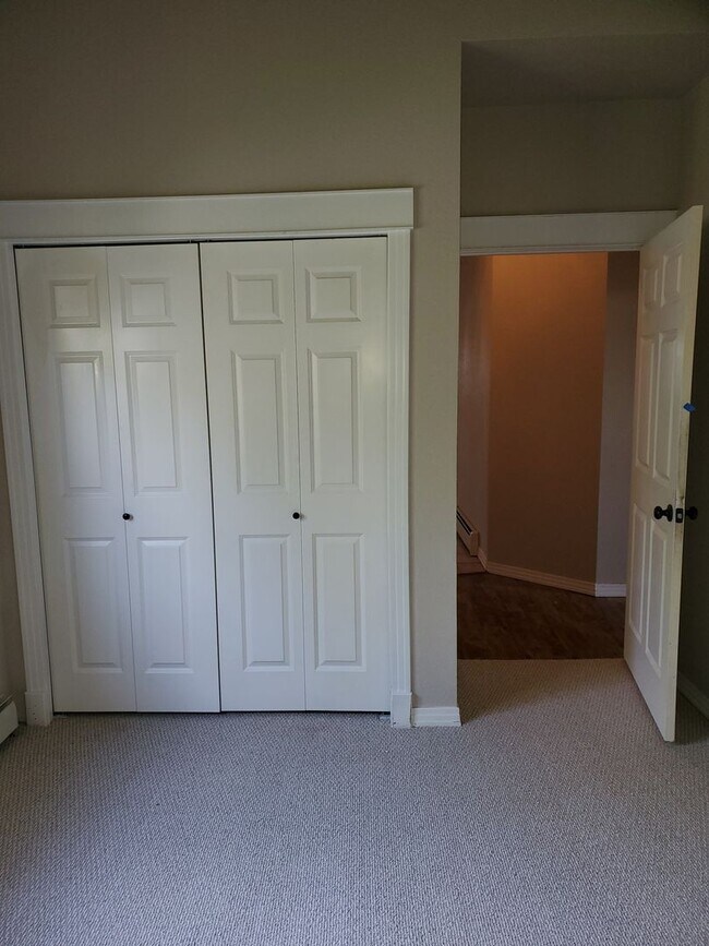 Building Photo - 2012 Remington St