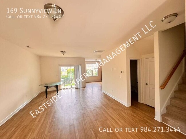 Building Photo - 169 Sunnyview Ln