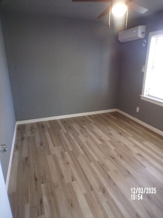 Building Photo - Great re-do