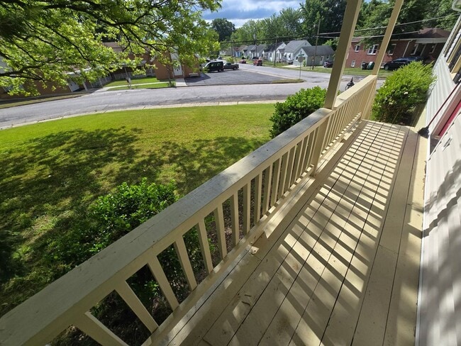 Building Photo - NEWLY REMODELED 3 bedroom house in Colonial Heights