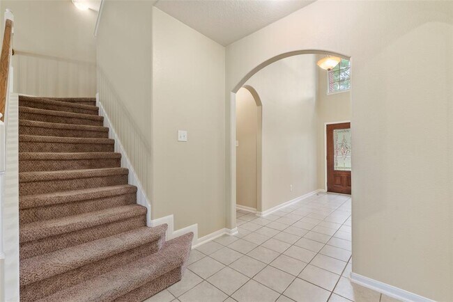 Building Photo - 25727 Shady Spruce Ln