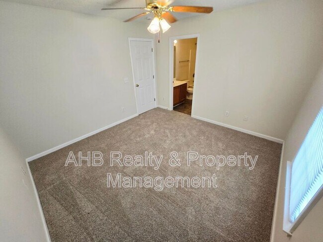 Building Photo - 3263 Alamance Rd