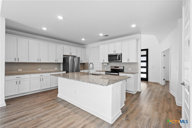 Building Photo - 328 Peace Pipe Way