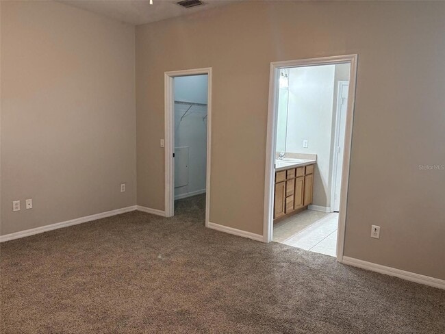 Building Photo - 3922 Washburn Pl