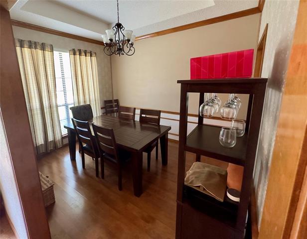 Building Photo - 2128 Aspenwood Dr N