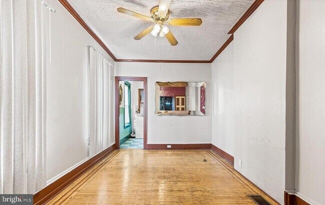 Building Photo - 2304 N Smedley St