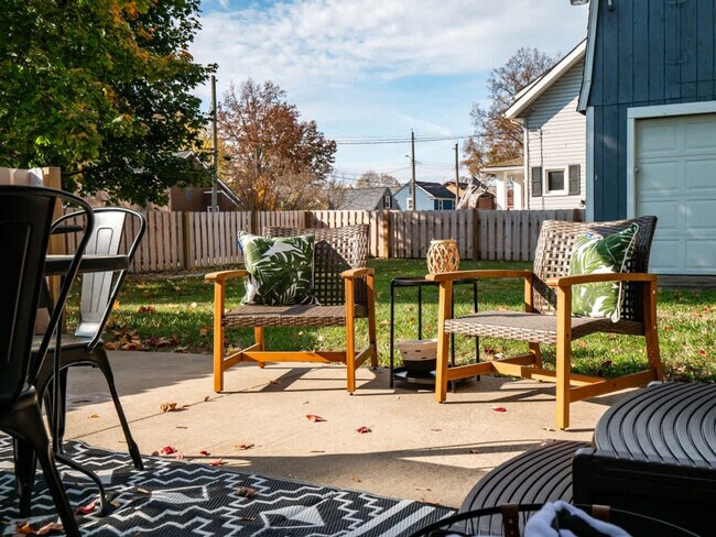 Building Photo - 2804 6th St