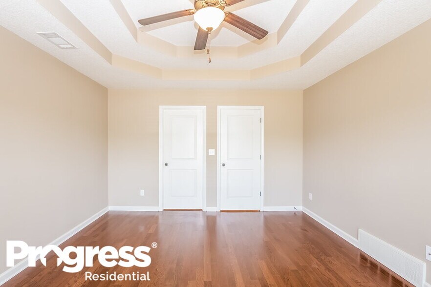 Building Photo - 12379 Bevan Dr