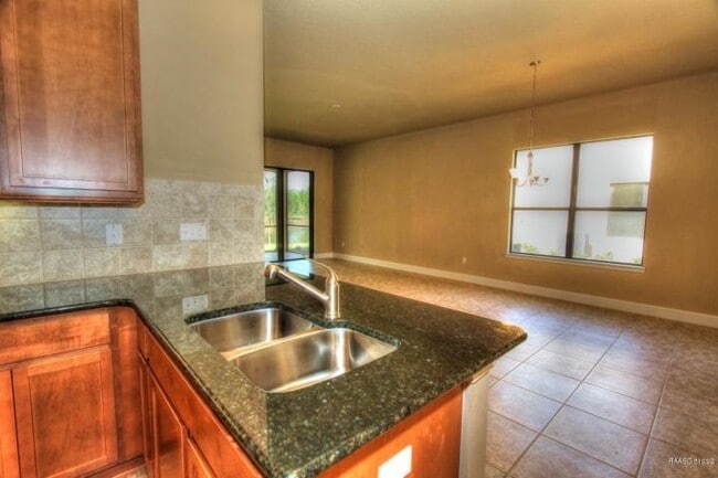 Building Photo - 1213 Kilkenny Ct