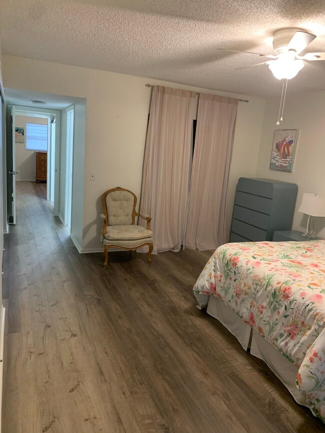 Building Photo - 2292 Costa Rican Dr