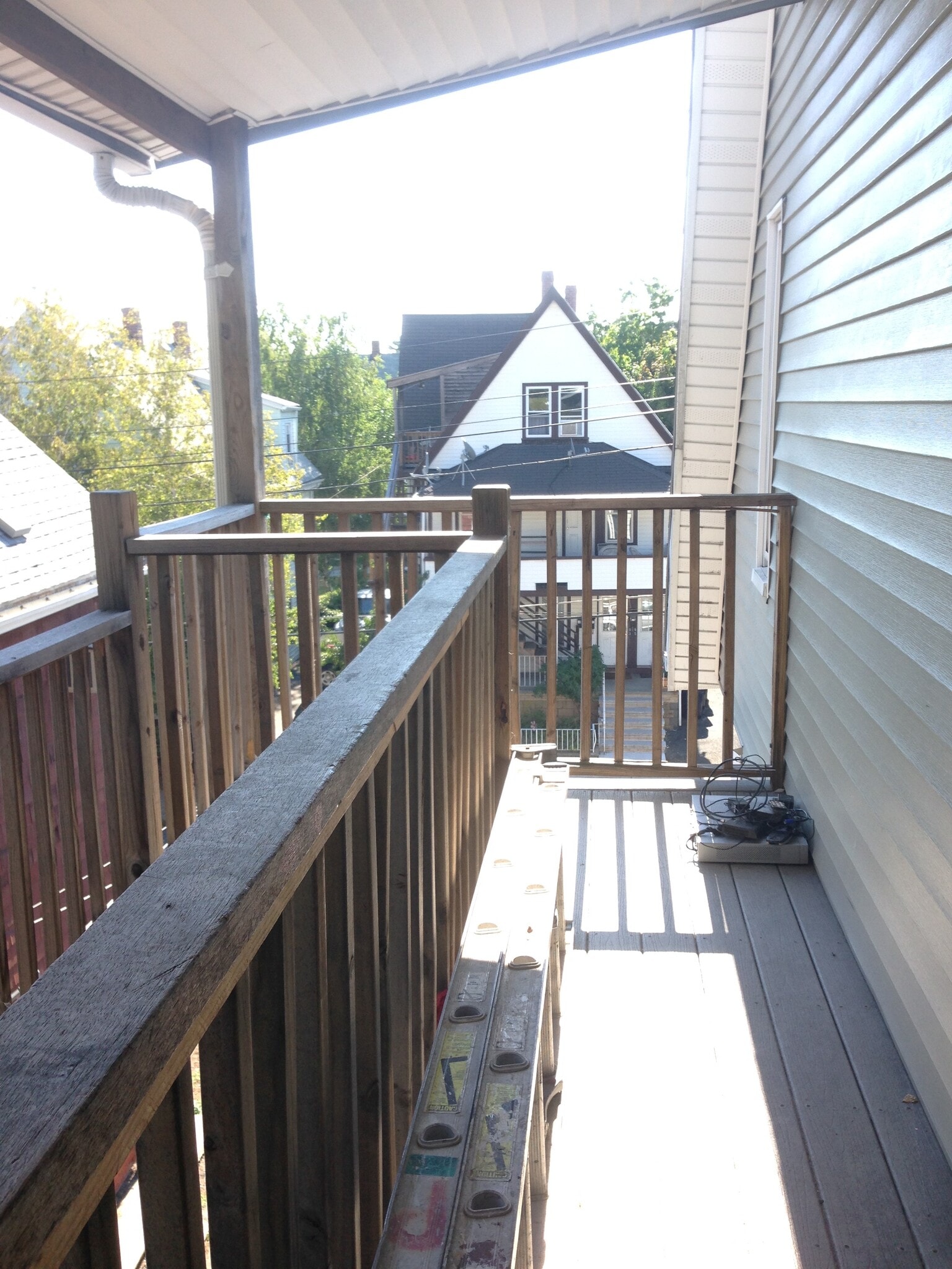 Building Photo - 94 Walnut St