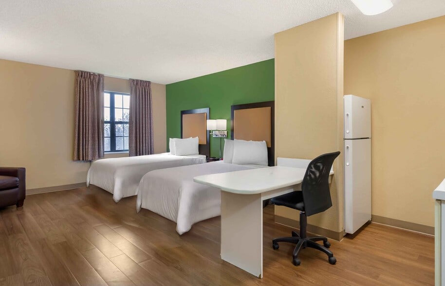 Building Photo - Furnished Studio-Seattle - Everett - North