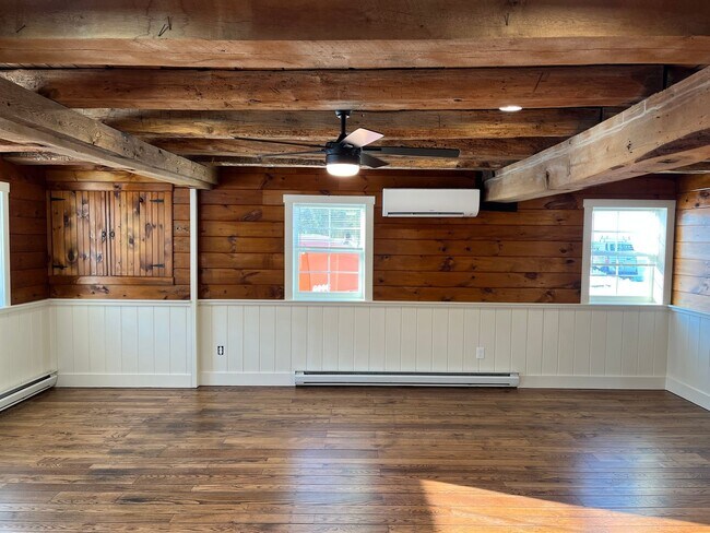 Building Photo - 2985 Granary Rd
