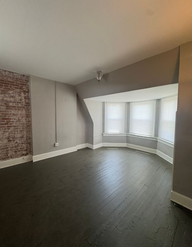 Building Photo - 3449 Crittenden St