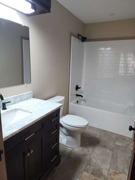 Building Photo - 1128 Farm to Market Rd 532