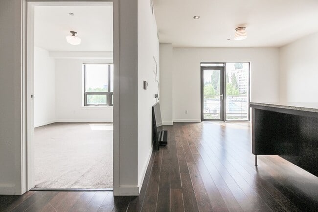 Building Photo - The Westover Condo