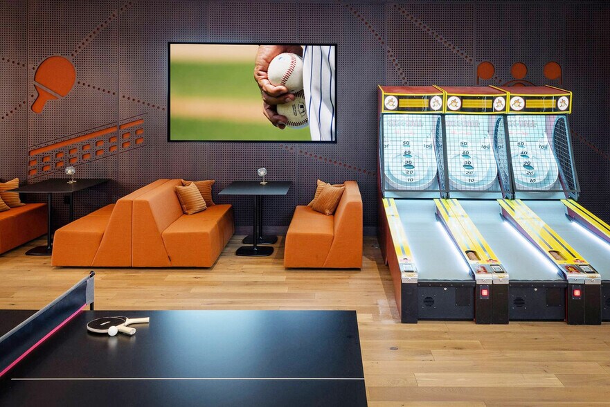 Building Photo - 1210 S Indiana Ave