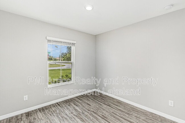 Building Photo - 1139 Indies Wy