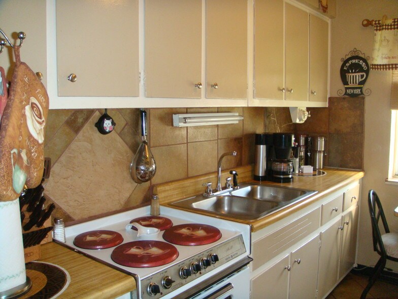 Heights Garden Apartments 1375 Cleveland Heights Blvd Cleveland