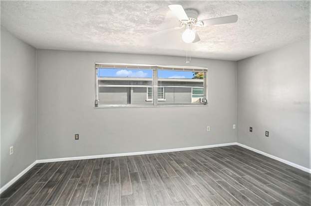 Building Photo - 1109 E Boyer St