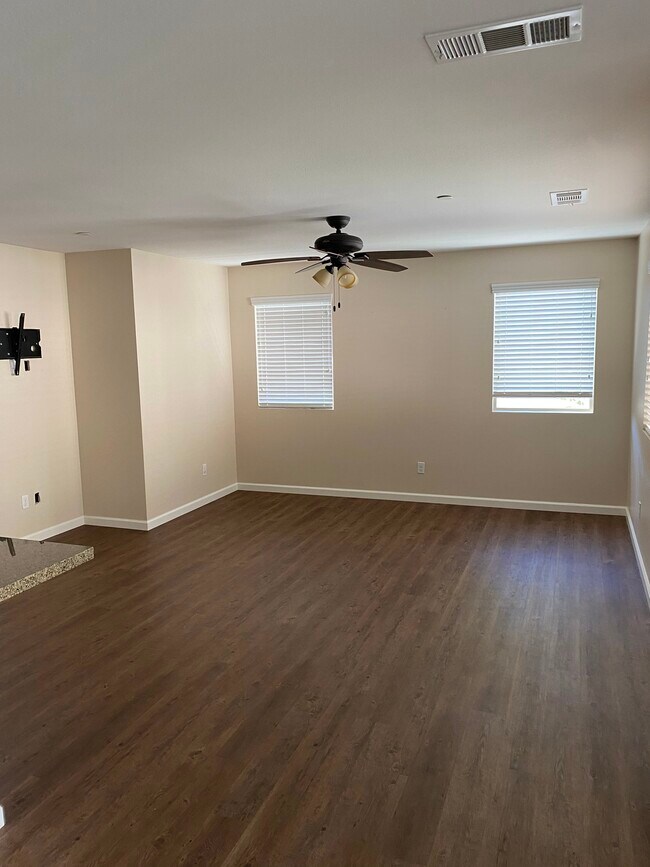 Building Photo - Woodmont