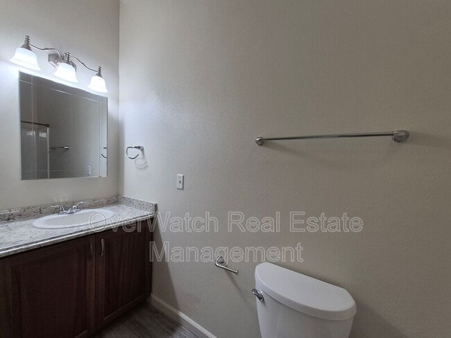 Building Photo - 250 Oklahoma St
