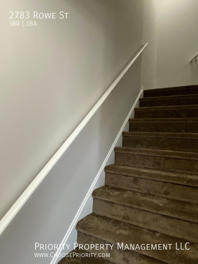 Building Photo - 2783 Rowe St