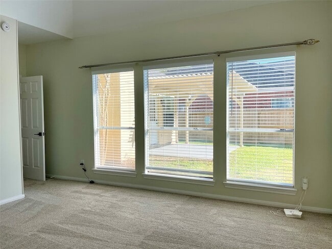 Building Photo - 4630 Jaymar Dr