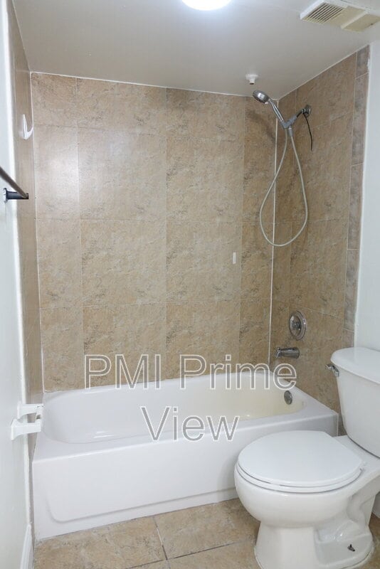 Building Photo - 15241 SW 80th St