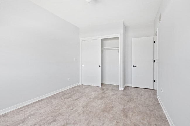 Building Photo - 6605 North Ave