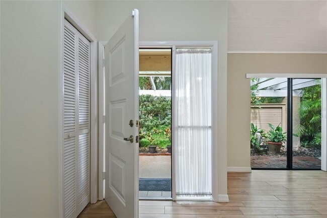 Building Photo - 8349 Citrus Chase Dr