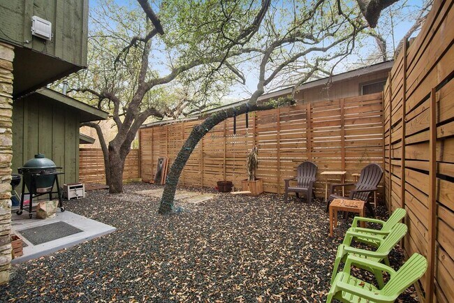 Building Photo - 3214 Clawson Rd