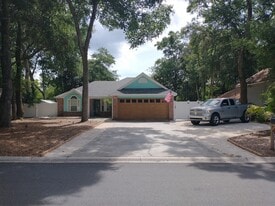 Building Photo - 2692 Le Sabre Pl