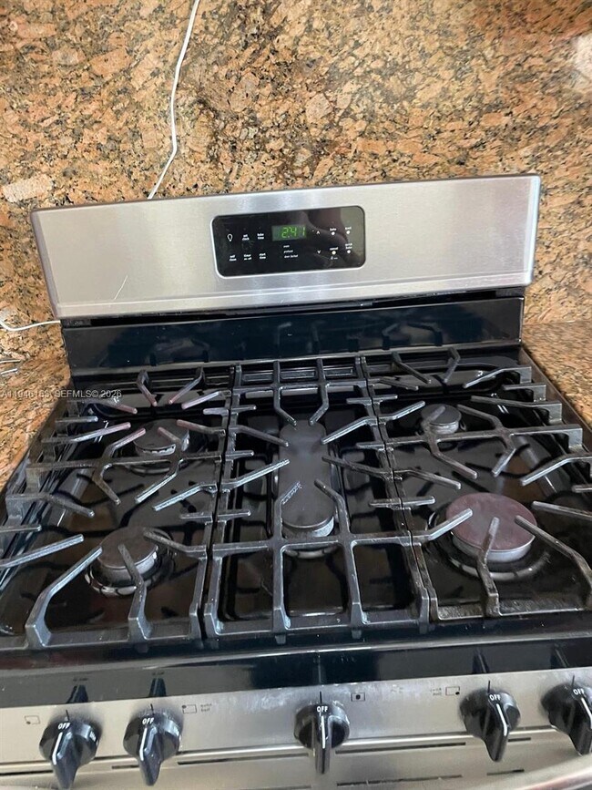 Building Photo - 14562 SW 172nd Ln