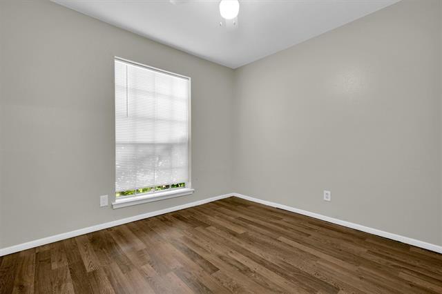 Building Photo - 1113 Holbrook Dr