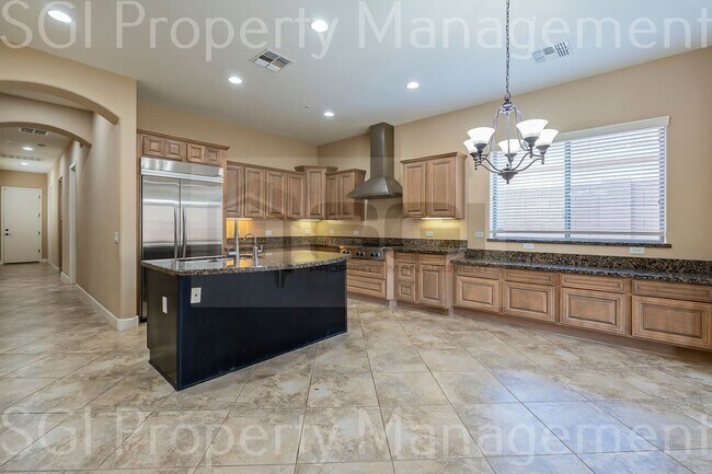 Building Photo - LUXURY 5 BEDROOM VISTANCIA BASEMENT HOME!