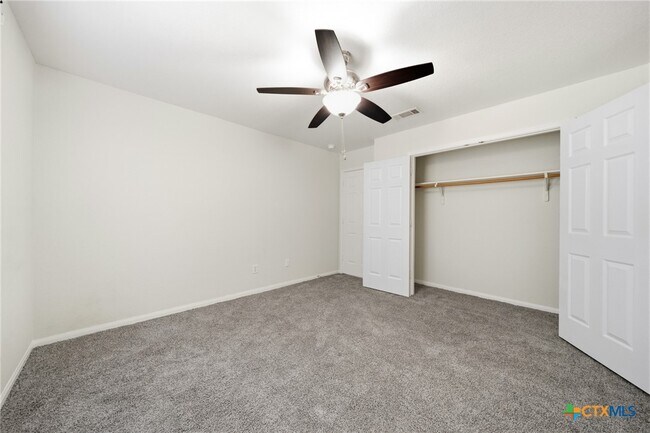 Building Photo - 5304 Oster Dr