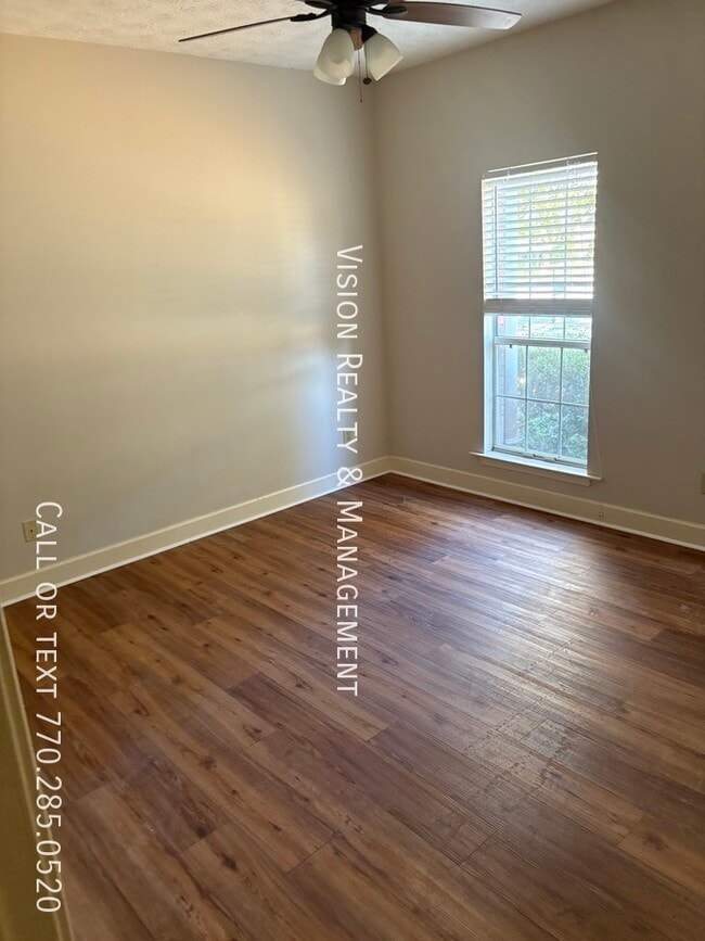 Building Photo - 513 Whistlewood Rd