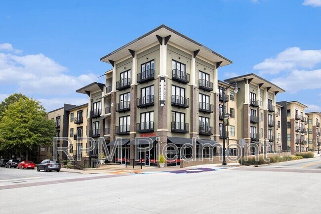 Primary Photo - 5300 Peachtree Rd