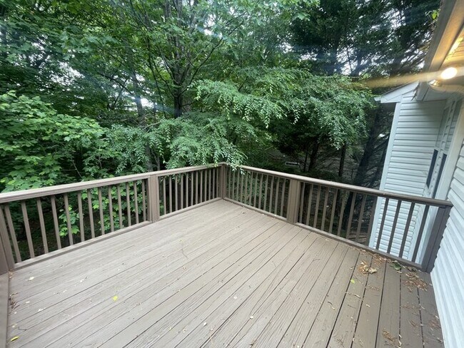 Building Photo - 3 bd 2 ba ranch in Wake Forest with a garage