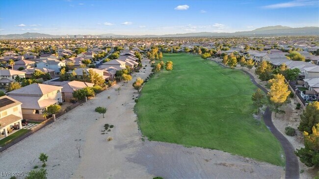 Building Photo - 7381 Summer Duck Way