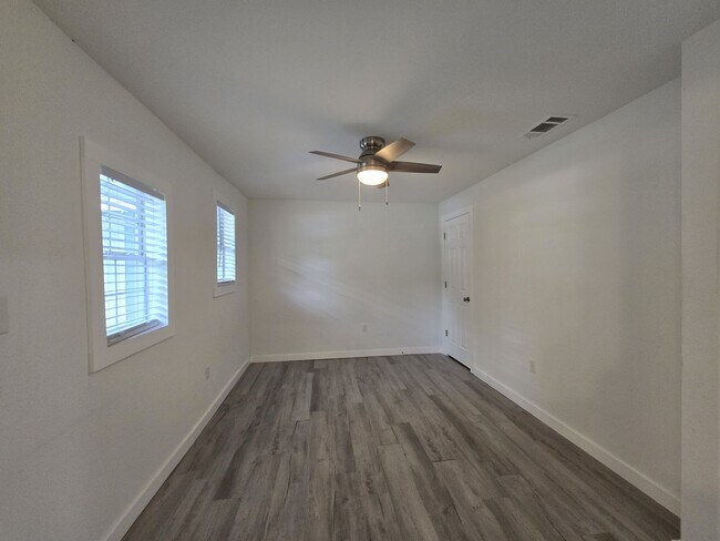 Building Photo - 202 Marston St