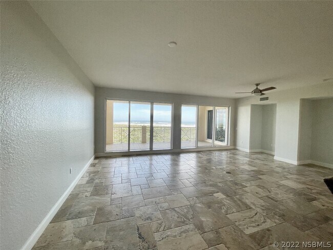 Building Photo - 261 Minorca Beach Way
